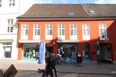 Flensburg-Innenstadt: großzügige Ladenfläche in der Großen Straße.